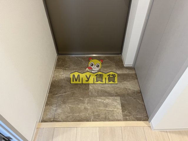 玄関　ポルタニグライースト
