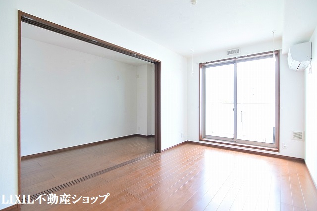 居室・リビング　１１帖のＬＤＫです。