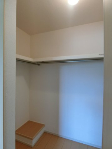 収納　イメージ202号室の写真（反転あり）