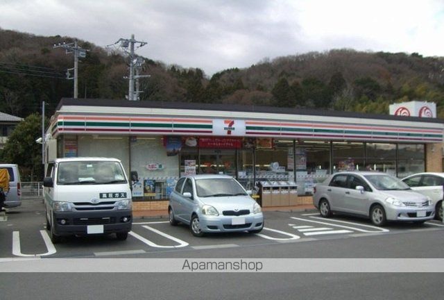 コンビニ　セブンイレブン　小山町菅沼東店（コンビニ）まで550m