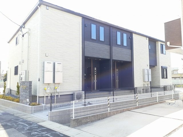 建物外観　外観は落ち着いています