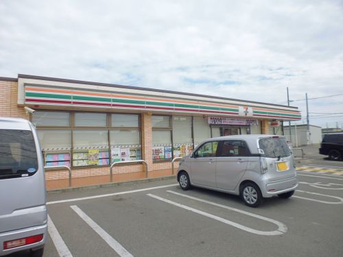 コンビニ　セブン－イレブン明石魚住長坂寺店（コンビニ）まで1223m