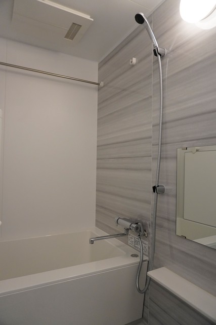 バス・シャワールーム　※写真は同タイプ住戸です。