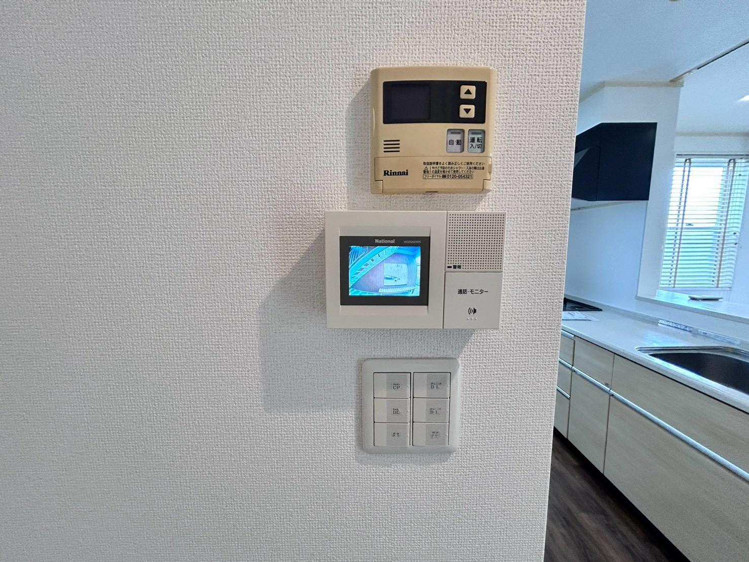 セキュリティ　来訪者と会話の出来るTVモニターホン付きです