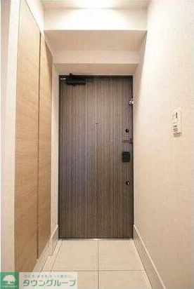 玄関　お部屋探しは株式会社　タウンハウジング　までお気軽にお問合…