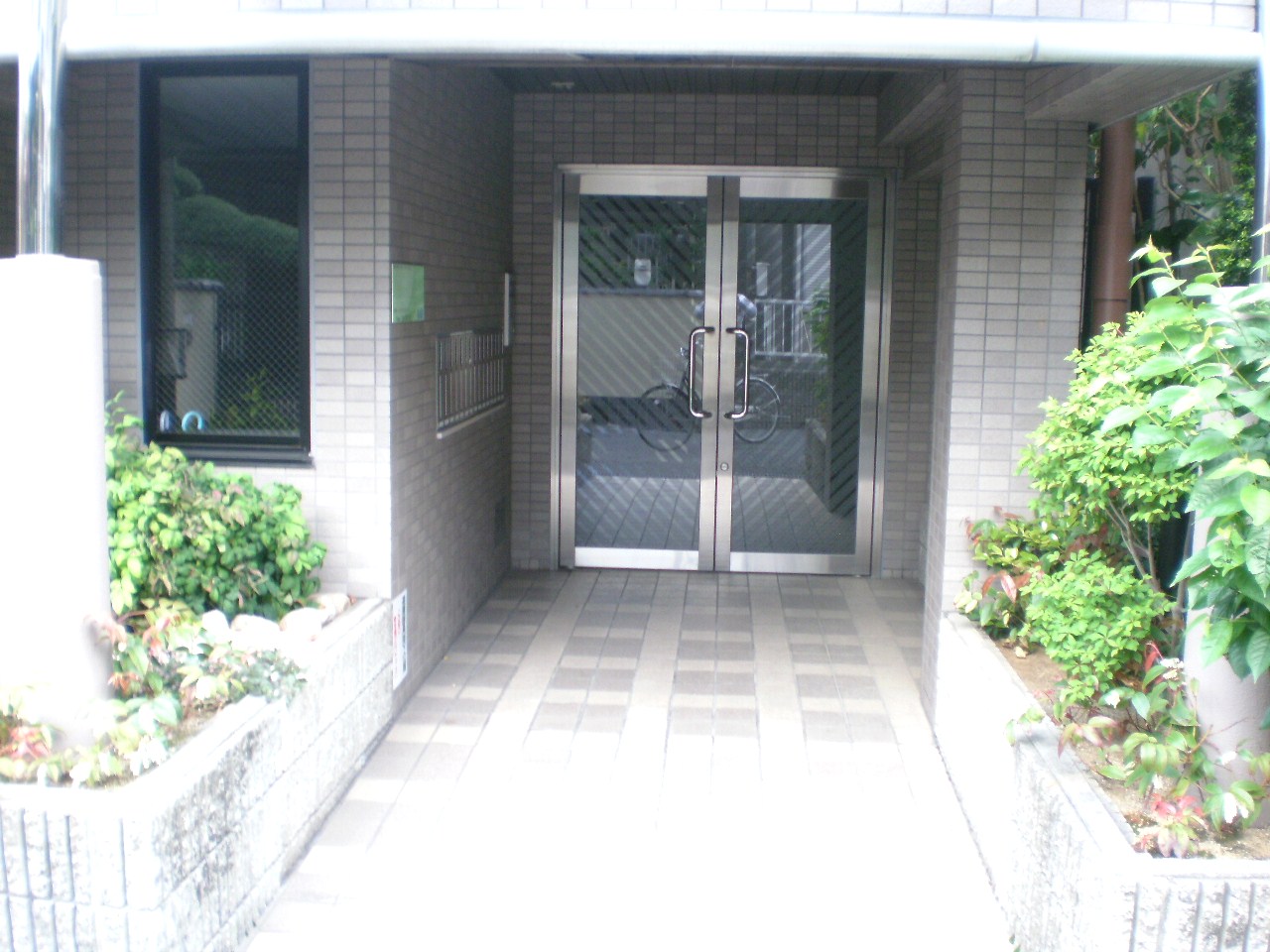 地下鉄谷町線 喜連瓜破駅 徒歩10分 4階建 築30年の外観写真