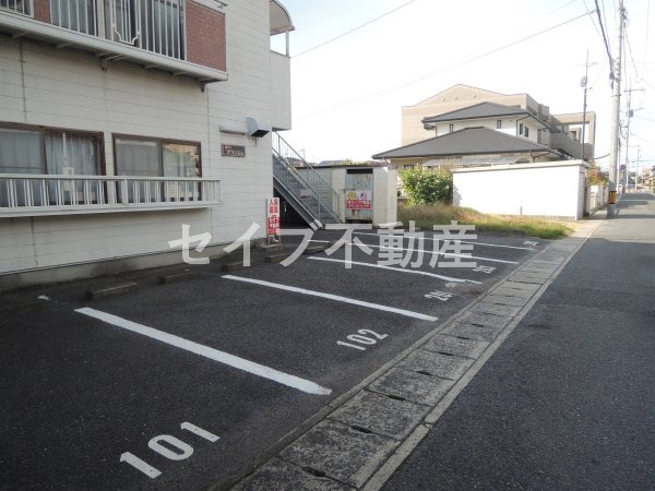 駐車場　写真はイメージです