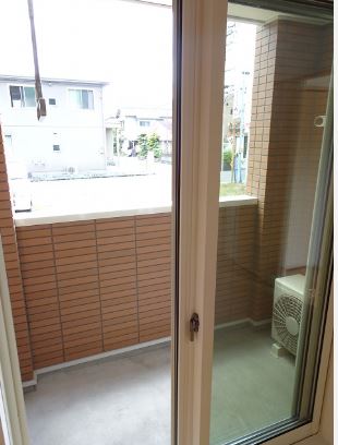 バルコニー　雨の日も濡れにくいインナーバルコニーで安心です♪
