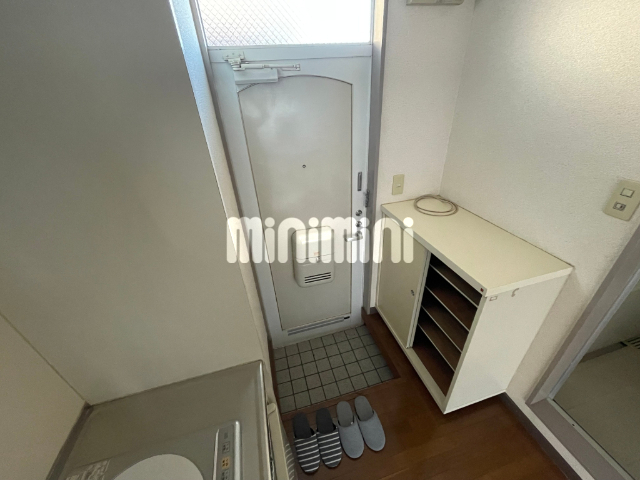 玄関　お部屋の前のお写真です！