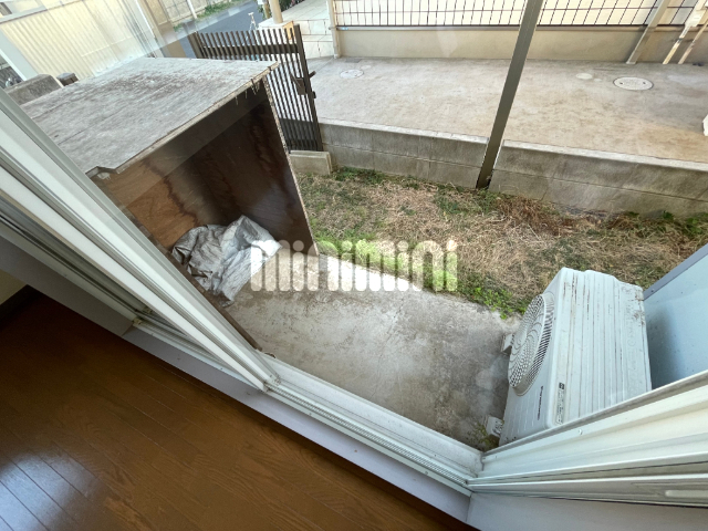 バルコニー　下駄箱です！