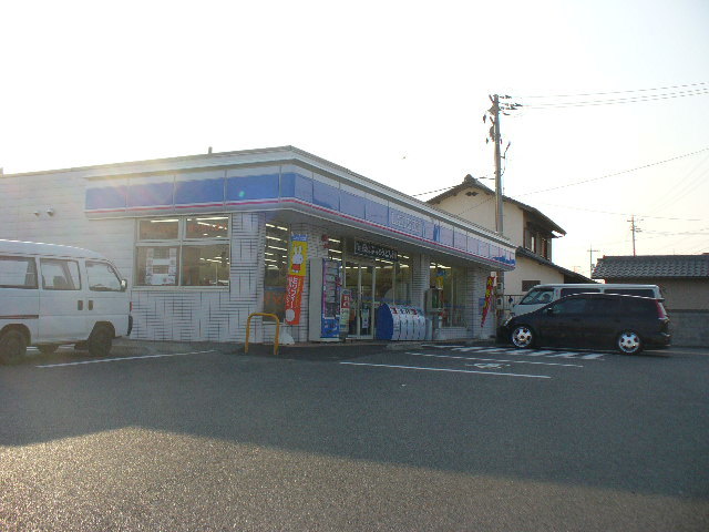 コンビニ　ローソン金光町店（コンビニ）まで674m