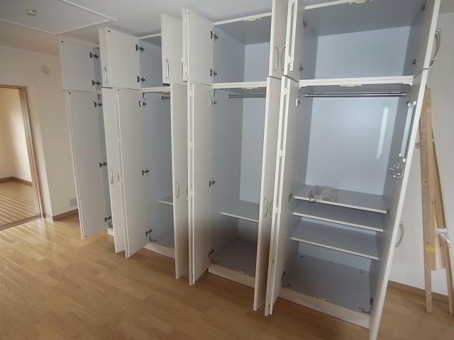 収納　可動間仕切り家具