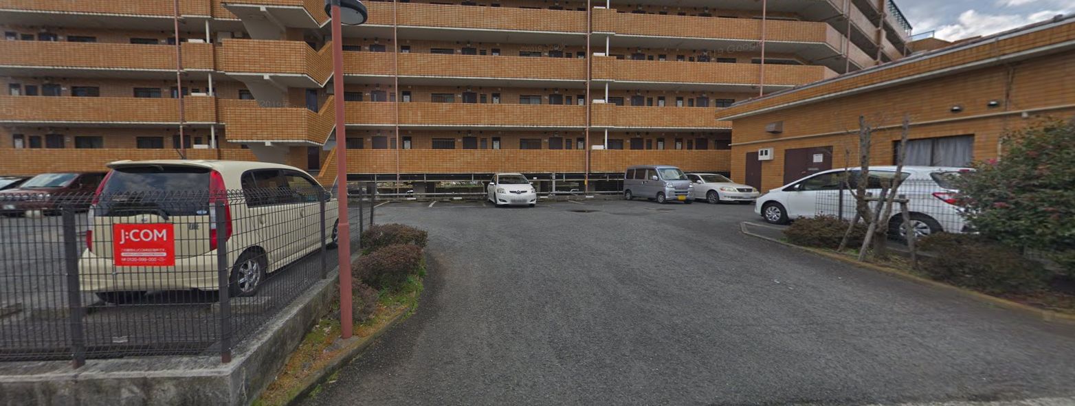 駐車場　来客用駐車場もあります。