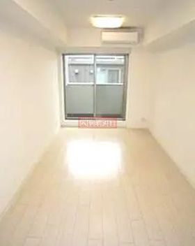 居室・リビング　玄関