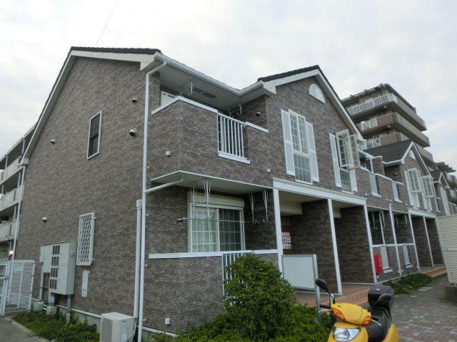 神戸市西区伊川谷町有瀬のアパートの建物外観