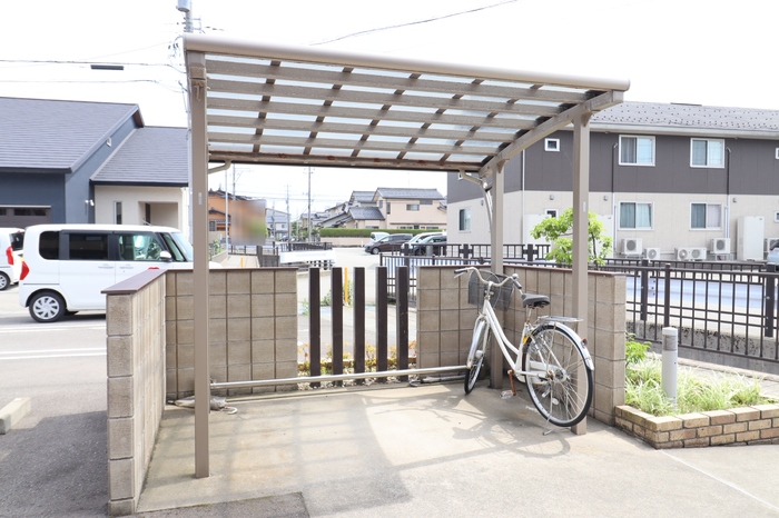 その他共有部分　駐輪場完備です♪