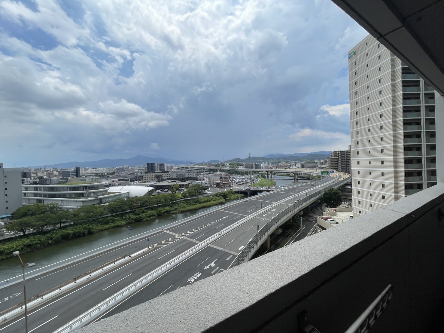 眺望　※写真は同型タイプ、現況優先。