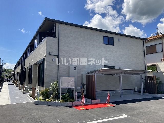 奈良県御所市大字東松本（アパート）の賃貸物件の外観