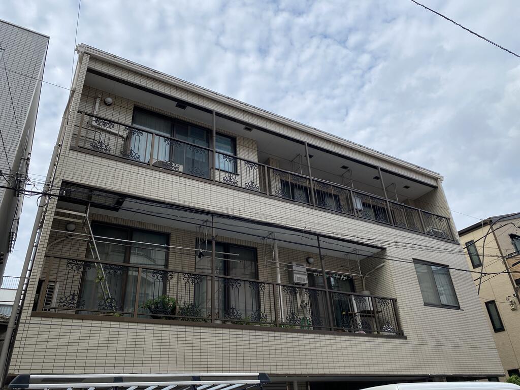 江東区石島のマンションの建物外観