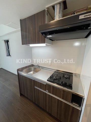 キッチン　コンパクトなキッチンで掃除もラクラク