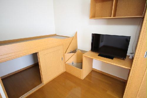 収納　ベッド下収納でお部屋スッキリ片付きます。