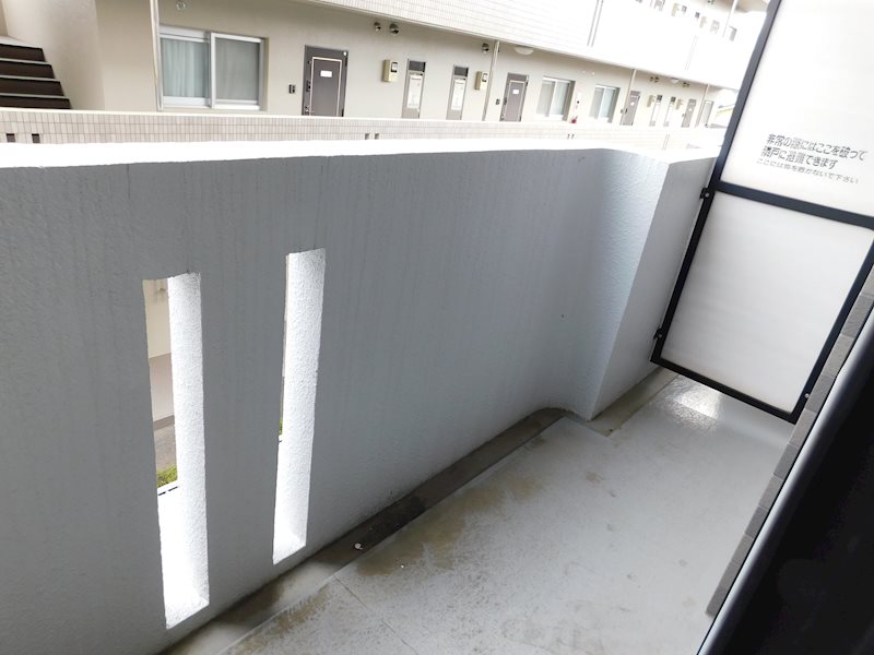 バルコニー　同タイプのお部屋の写真です