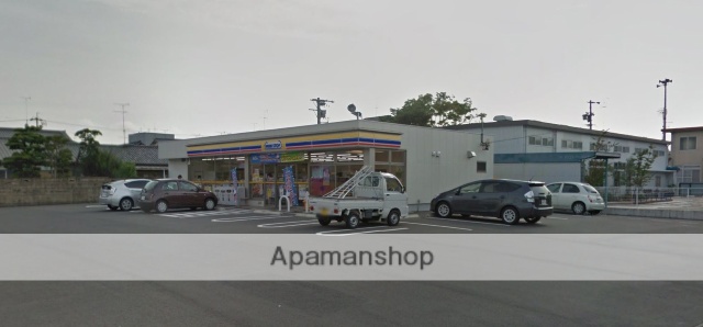 コンビニ　ミニストップ（コンビニ）まで1046m