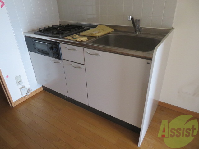 キッチン　キッチンはこちら。流しが広くて使いやすそうです。