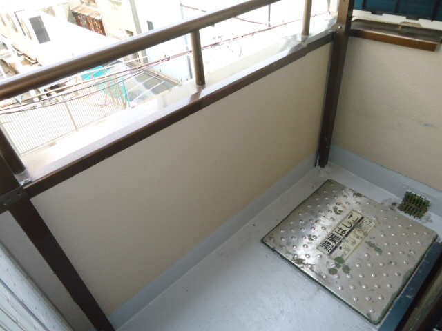 バルコニー　バルコニー