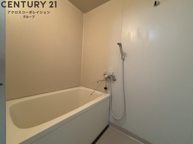 バス・シャワールーム　シンプルで清潔感のあるお風呂です！