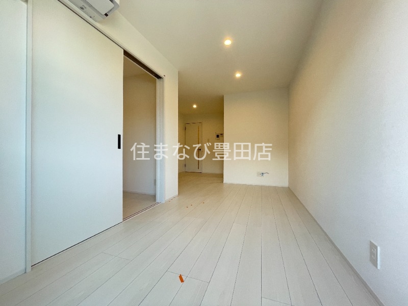 居室・リビング　別部屋写真