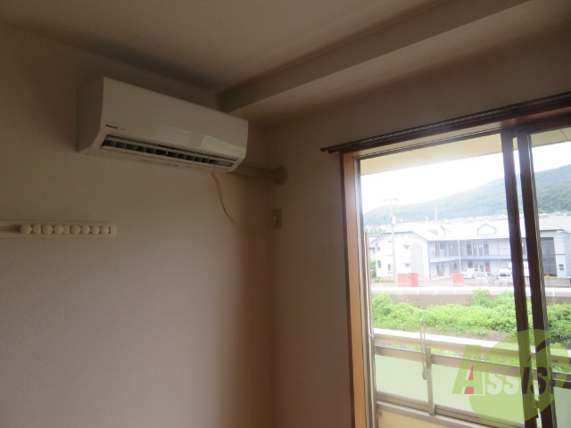 その他設備　エアコン設置済みです。これからの時代は欠かせませんよ。
