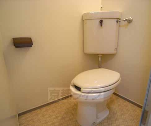 トイレ　セパレートのトイレです。毎日の掃除が楽しみに。