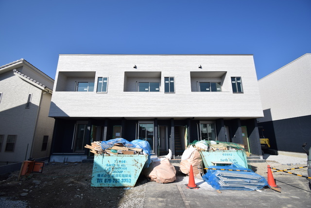 カプラン花田IIIの建物外観