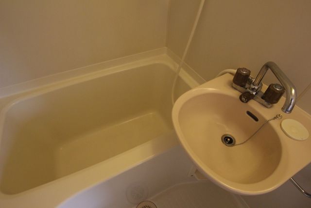 バス・シャワールーム　３点ユニットバス