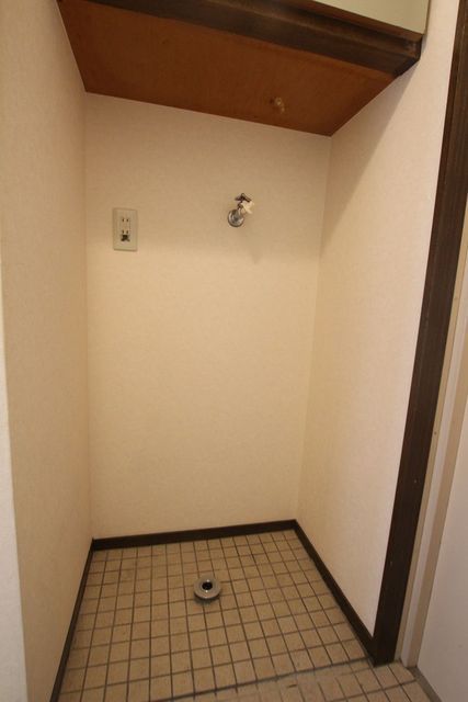 その他部屋・スペース　洗濯機置き場