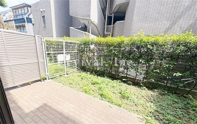 庭　広々した専用庭付き住戸です
