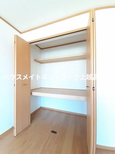トイレ　温水洗浄暖房便座