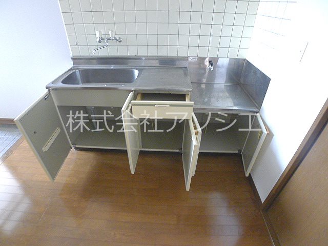 収納　キッチン収納