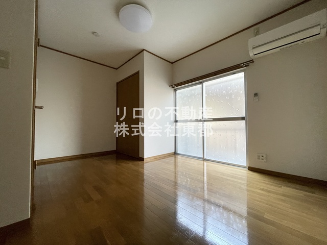 居室・リビング　明るい雰囲気で暮らしやすい！優しい質感の室内がオススメ☆