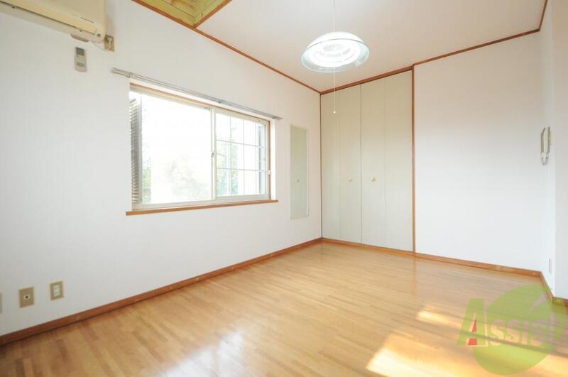 その他部屋・スペース　クローゼットもあるのでベッドを置くスペースも確保できます。