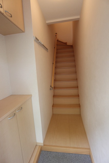 玄関　玄関(写真は別号室)