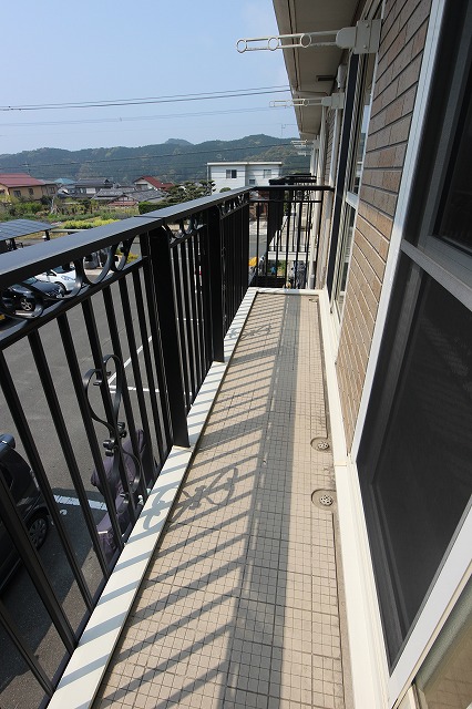 バルコニー　バルコニー(写真は別号室)