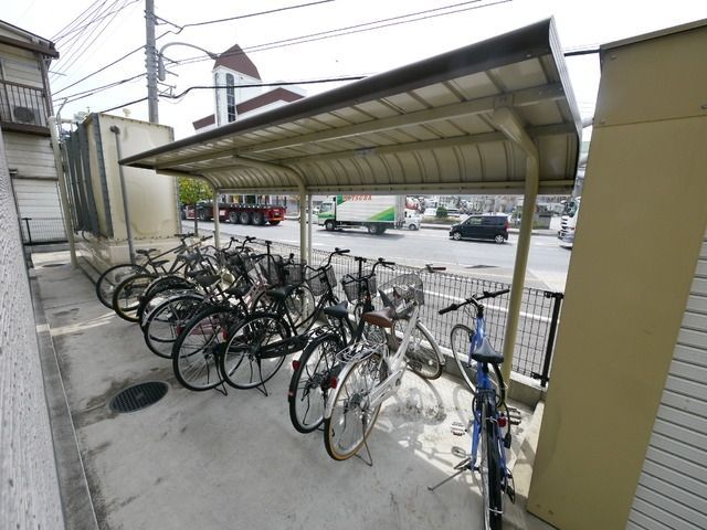 その他共有部分　★屋根付き駐輪場★