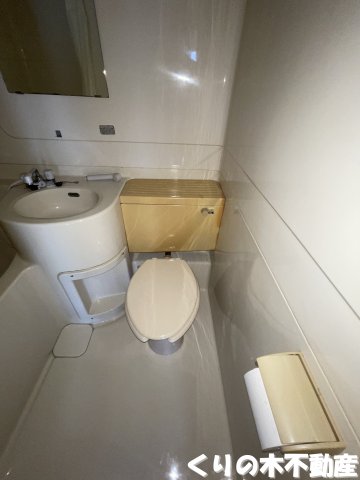 トイレ　トイレもきれいです