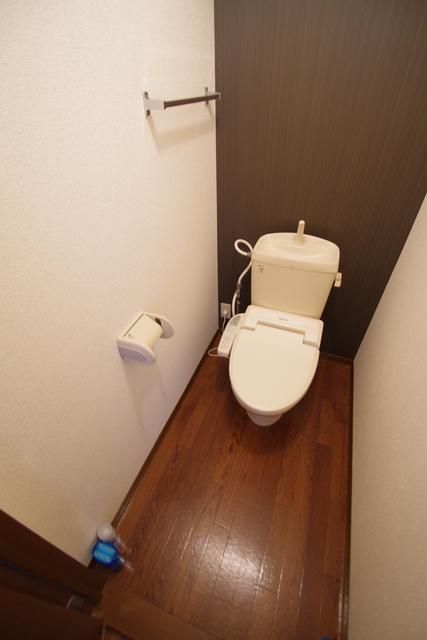 トイレ　★温水洗浄便座付のトイレ★