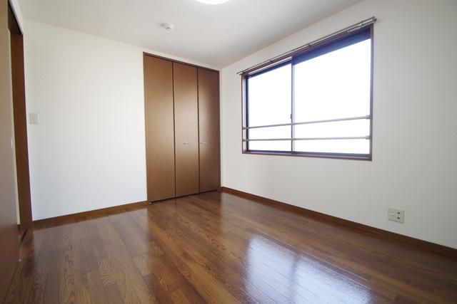 その他部屋・スペース　★日当たり良好の明るい洋室★