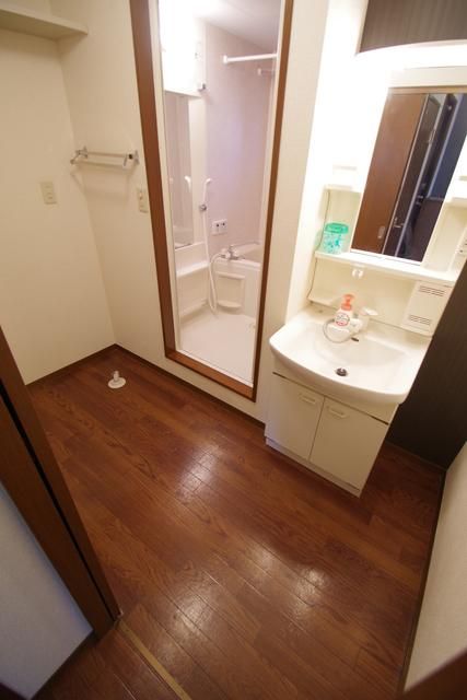 その他　★スペースのある洗面脱衣所★