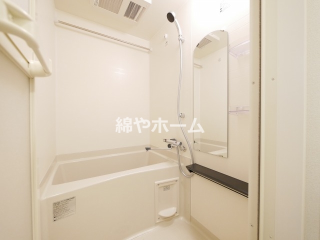 バス・シャワールーム　日々の疲れを癒すお風呂付です