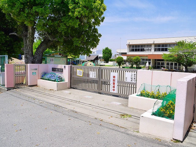 幼稚園・保育園　奈良市立飛鳥幼稚園（幼稚園・保育園）まで1595m